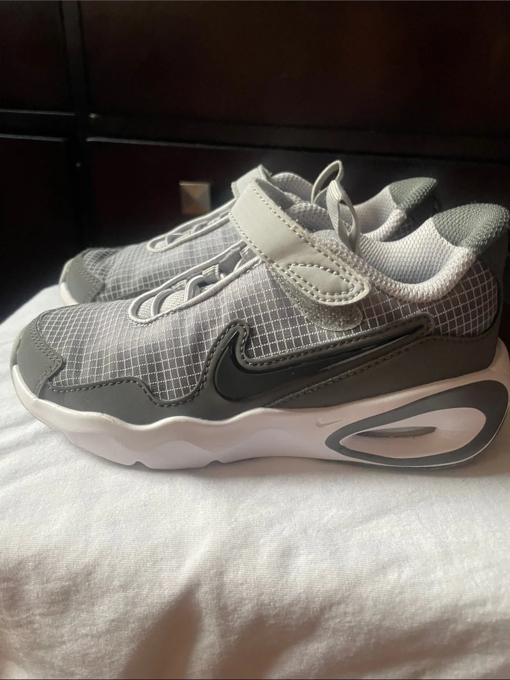 Nike Kids Grey and White Athletic Sneakers with Hook-and-Loop Strap